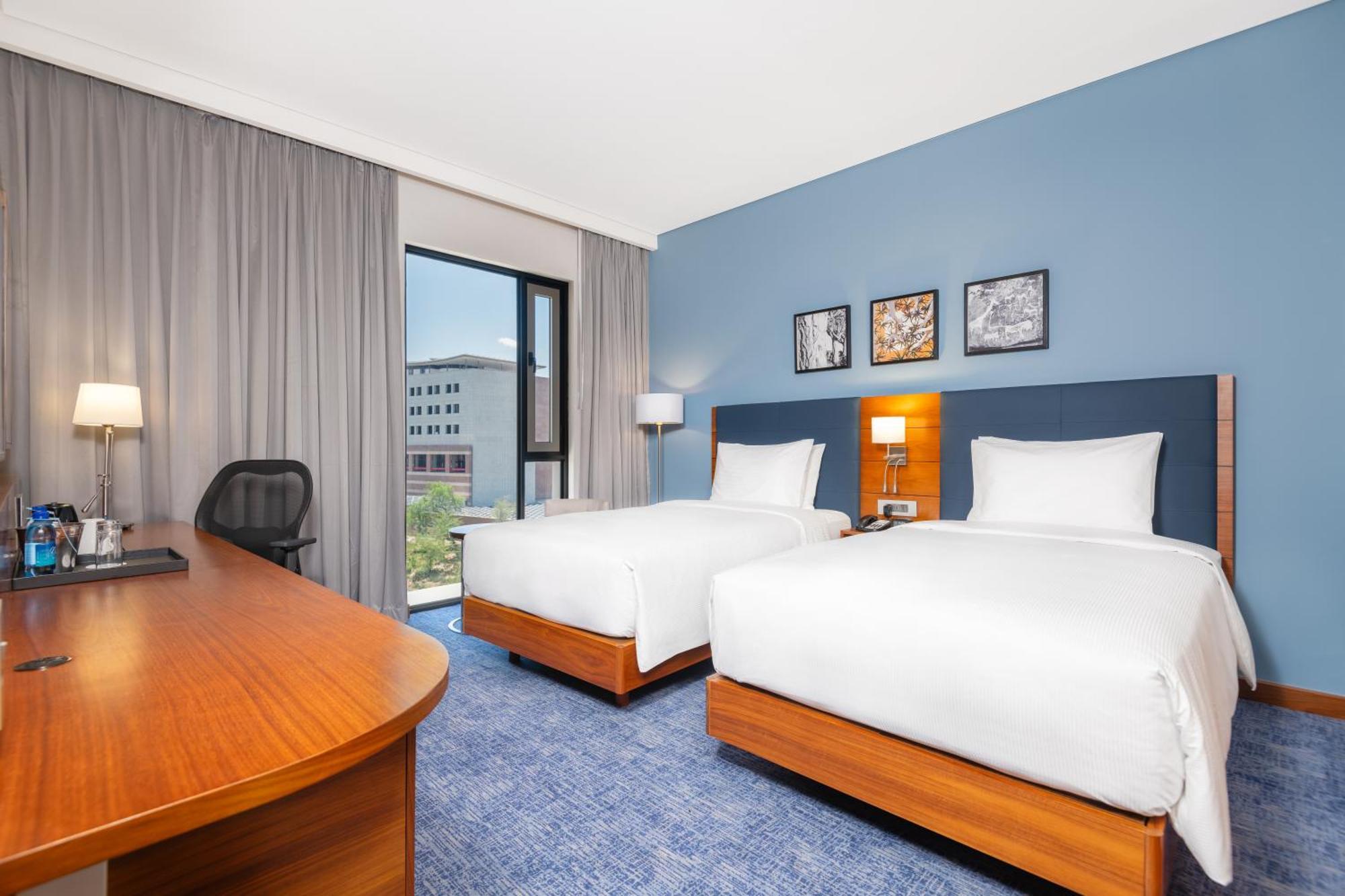 Hilton Garden Inn Windhoek Extérieur photo