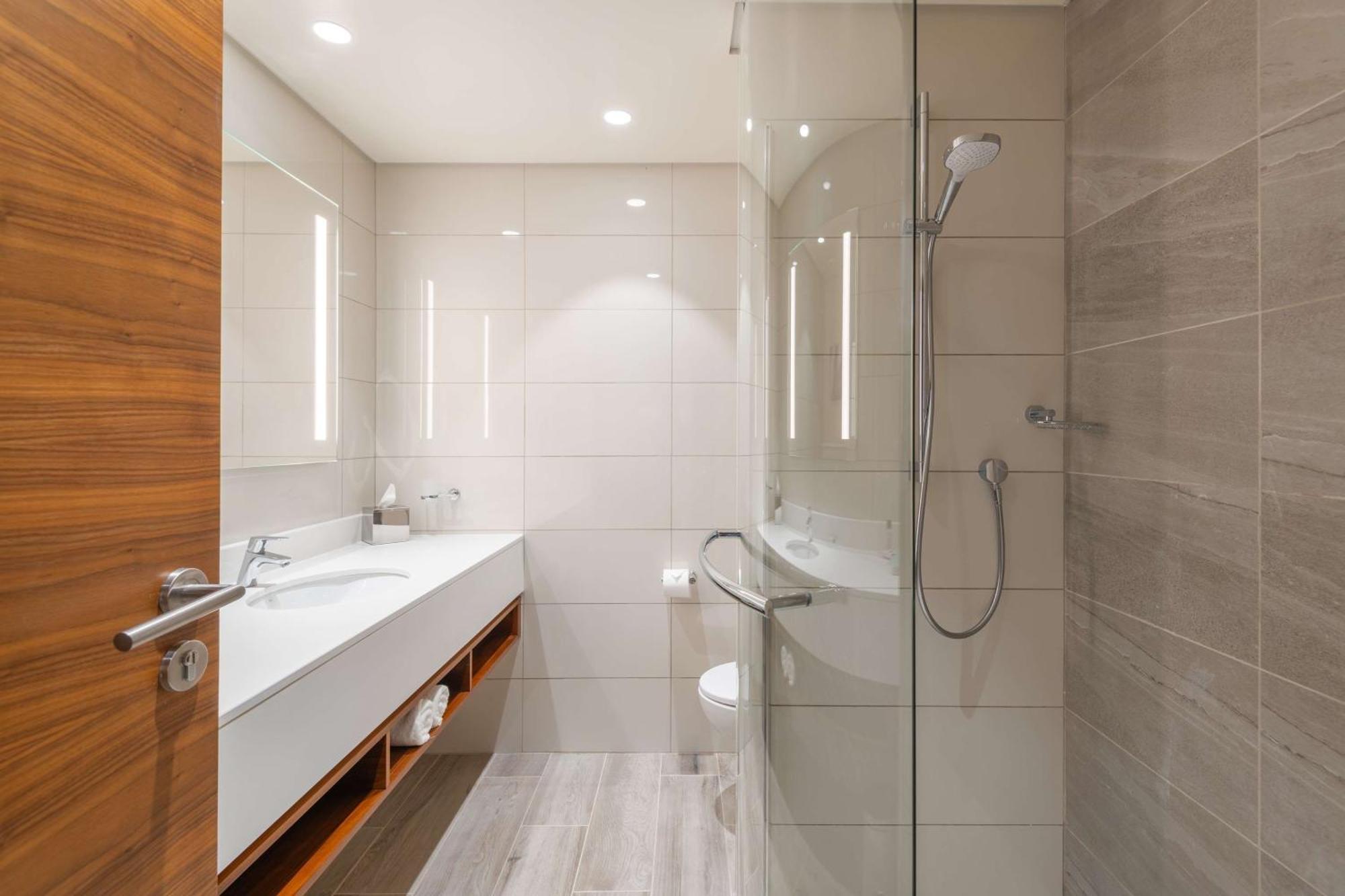 Hilton Garden Inn Windhoek Extérieur photo