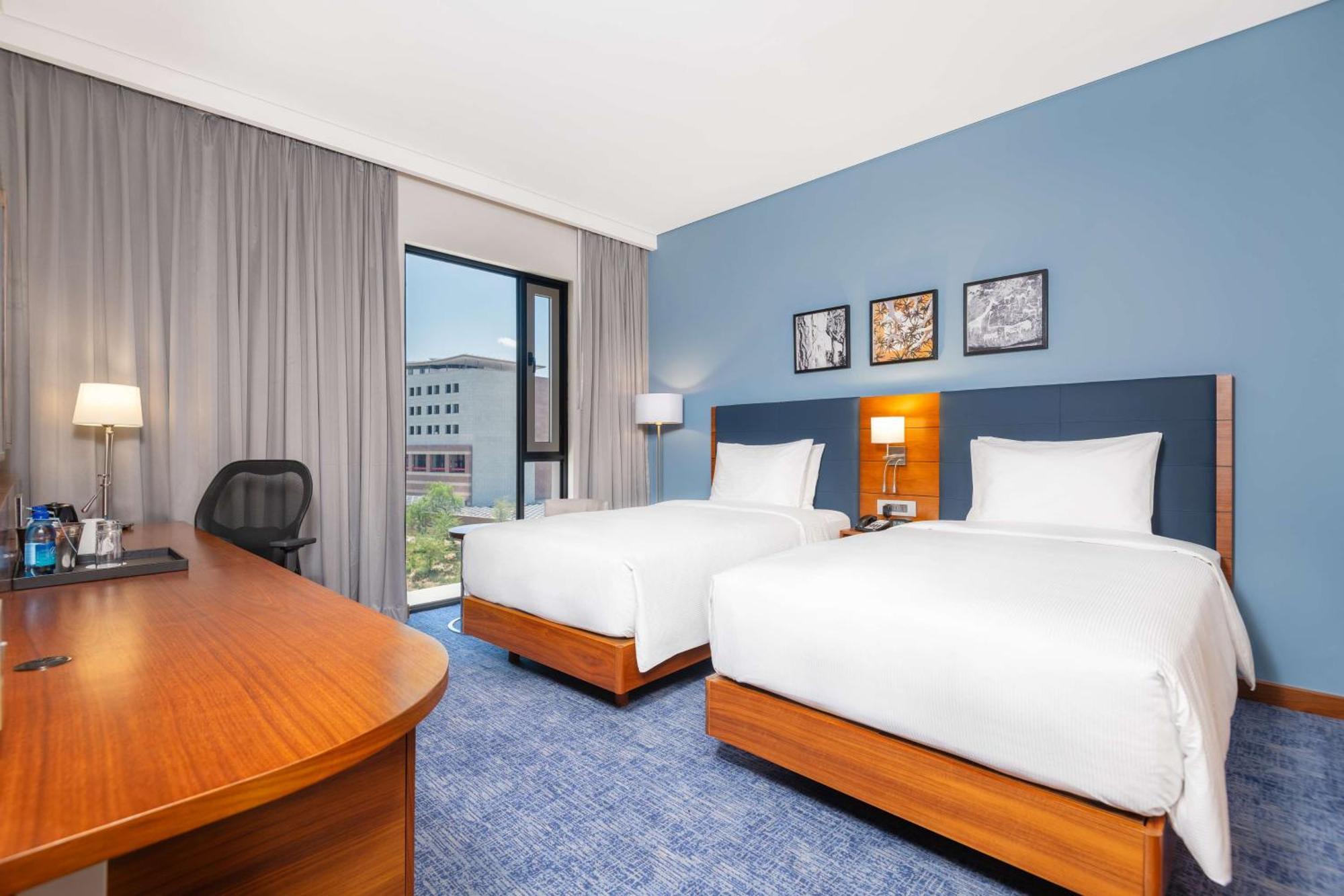 Hilton Garden Inn Windhoek Extérieur photo